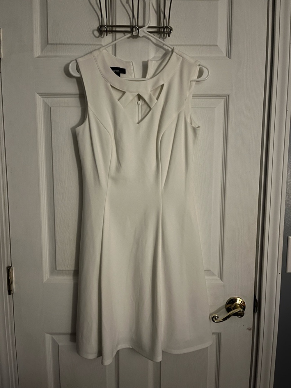 Women’s White Sleeveless Cutout Fit & Flare Dress